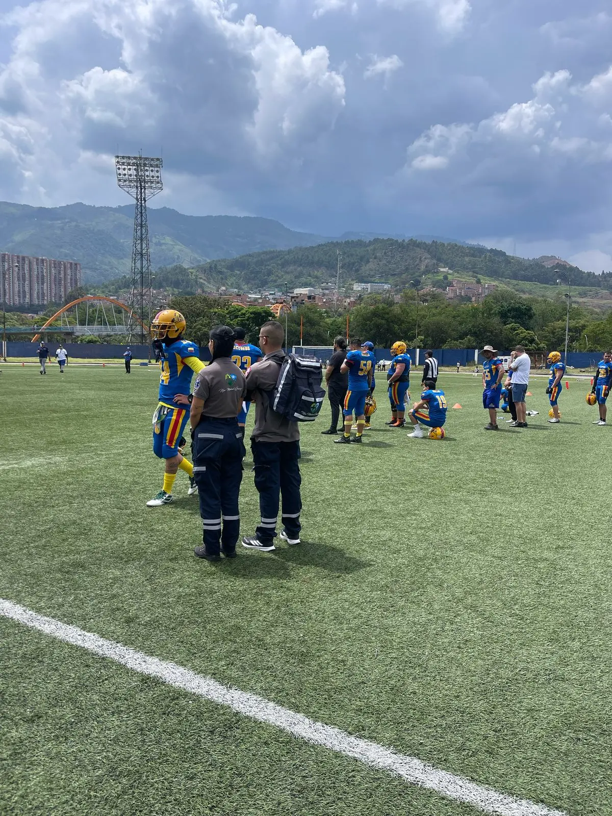 Cobertura médica y ambulancias para eventos masivos en Medellín
